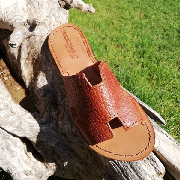 Women's Yoga Slide sandals in Cognac 