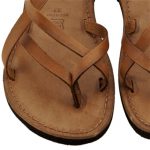 sandali-microporoso-chiuso-donna-Collier-cognac-3