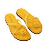 Women’s Ostuni Thong sandals in Yellow